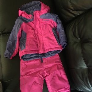 Reversible Columbia snowsuit size 18months